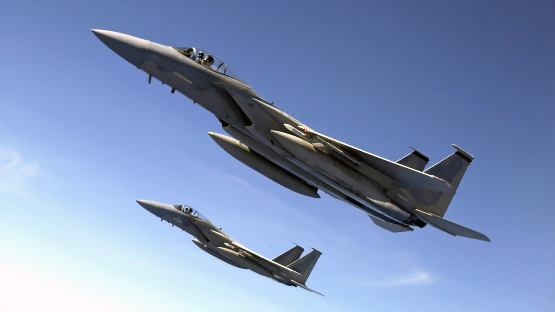 夜空下的高空秋千体验,挑战勇气的极限,高空秋千在哪里