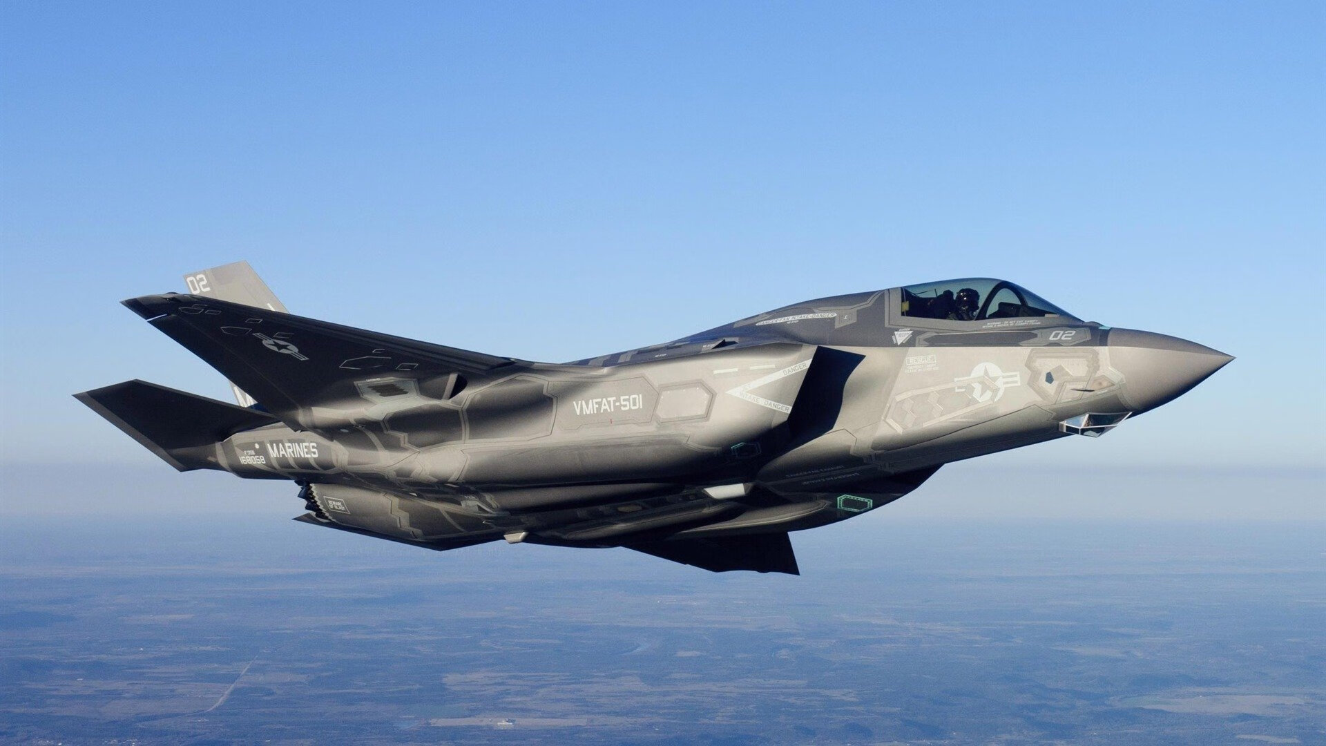 kaiyun中国官方网站-拜仁中场覆盖广，防守反击两端兼顾，拜仁中场球员