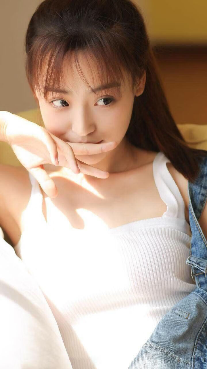 伯科夫女子50米仰泳决赛精彩纷呈，50米女子仰泳世界纪录保持者